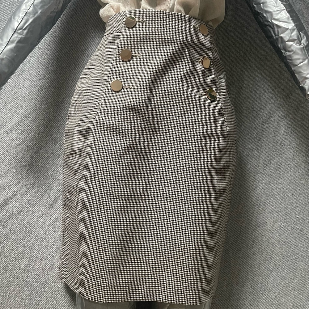 Women’s Pencil Skirt Size 0 Light Gray Beige Zipper Buttons High Waisted XS